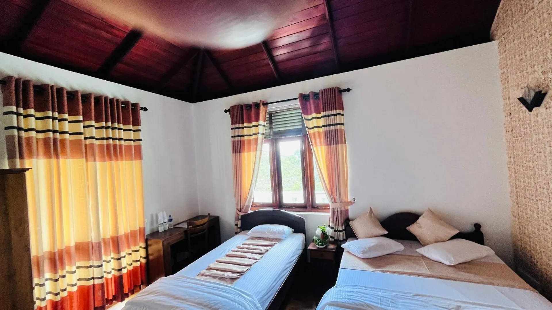Hotel Little Stream Bungalow Hatton